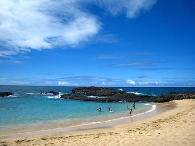 Large photo of Lumahai Beach