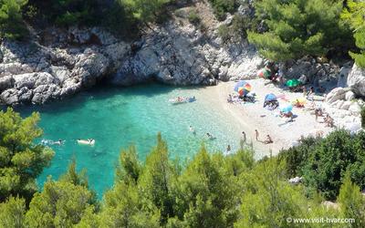 Large photo of Lučišća beach