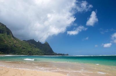 Large photo of Tunnels Beach